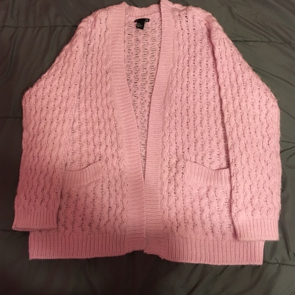 Chunky pink H&M cardigan
