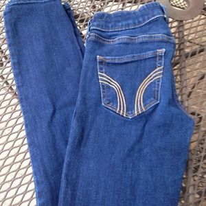 Dark wash skinny jeans!