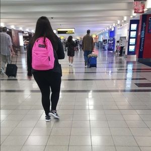 Meet your Posher, Krystalla