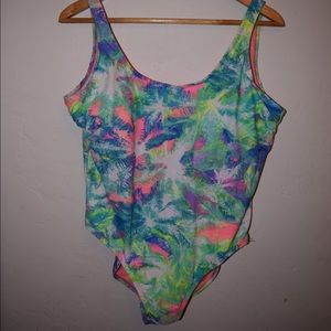 One piece bathing suit