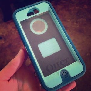 Mint and Teal Otter Box - iPhone 5/5s