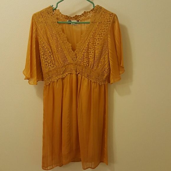 Adorable lace dress