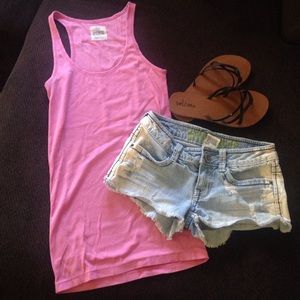 VS Pink tank top