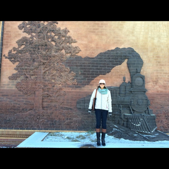 Meet your Posher, Jessica