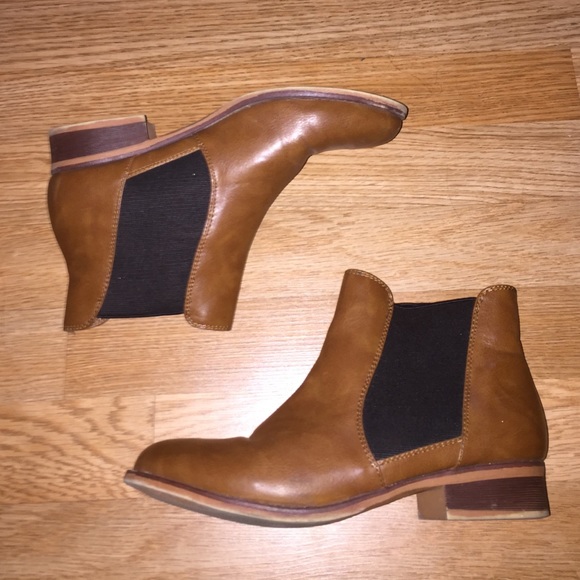 Pacsun Flat Ankle Boots