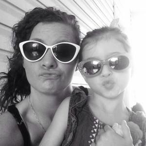 Meet your Posher, Brooke