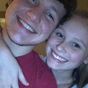 Meet your Posher, Dakota