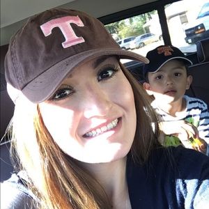 Meet your Posher, Esthefany