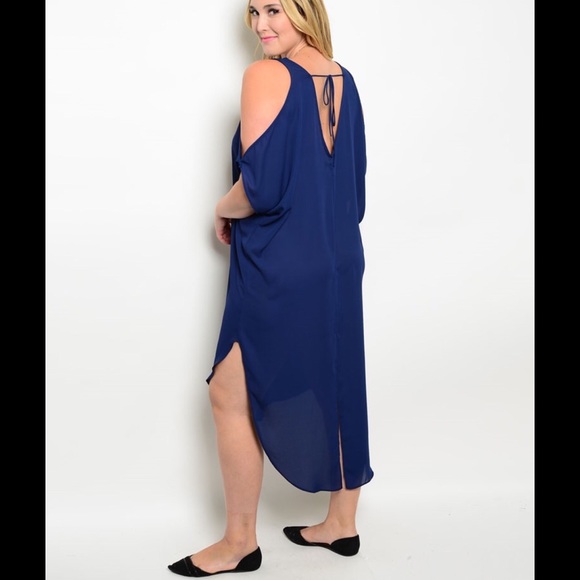 💥JUST IN-HOST PICK💥 Exposed Shoulder Dress Sz 1X - Picture 2 of 3