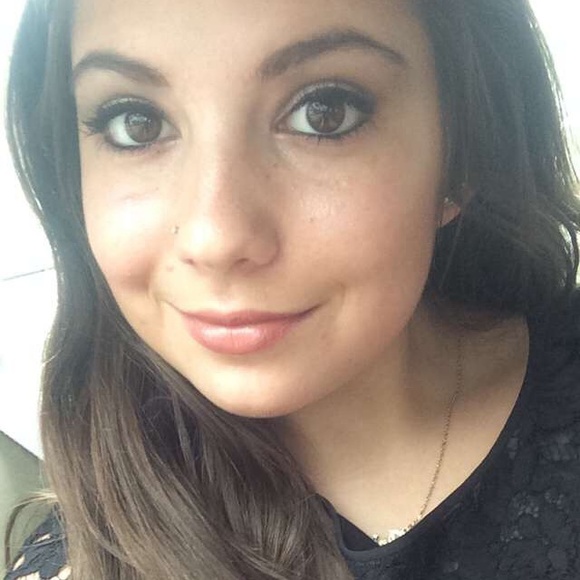 Meet your Posher, Brianna