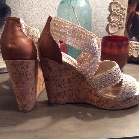Steve Madden cork wedge🎀SALE🎀 - Picture 3 of 4