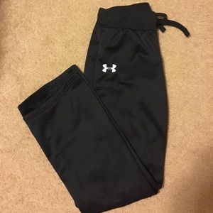 Under Armor loose fit sweat pants!