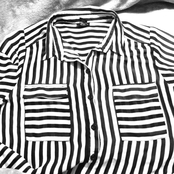 Rue21 Tops - Super Cute Stripped Top