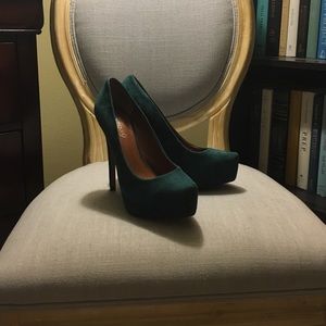 Brand New Boutique 9 Heels Sz 9