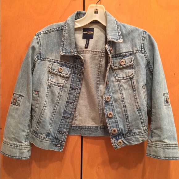 Jean jacket - Picture 1 of 3