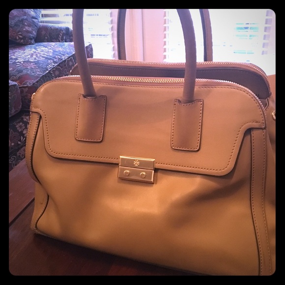 ***Reduced*** Tory Burch tan tote