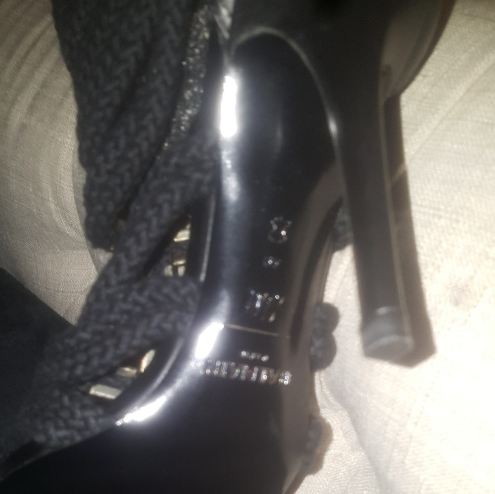 Balmain - Picture 7 of 8