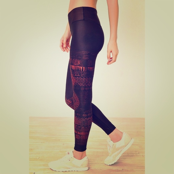 Urban Outfitters Engineered Ankle Tight size M