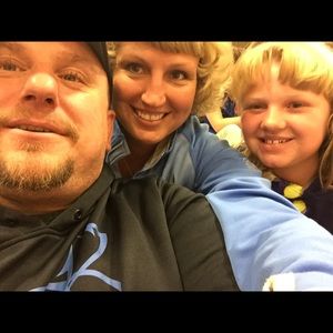 Meet your Posher, Kelli