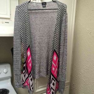 New without tags cute cardigan