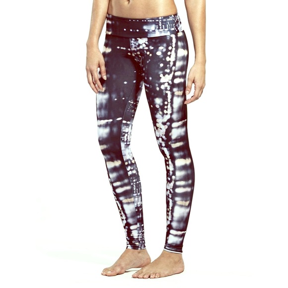 Onzie Skyline Leggings size S