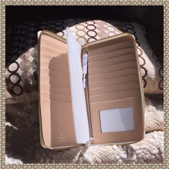 SOLD - Picture 3 of 4