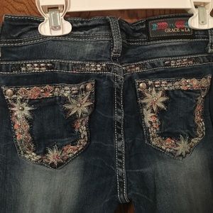 Girls Grace in LA jeans