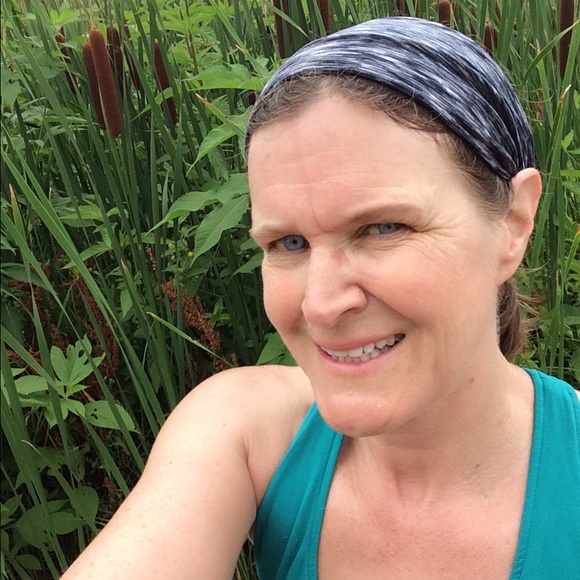 Meet your Posher, Nancy - Picture 2 of 2