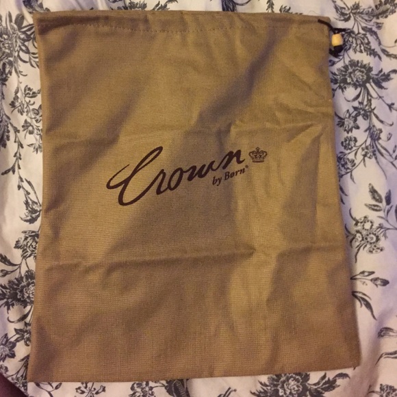 Crown by born bag