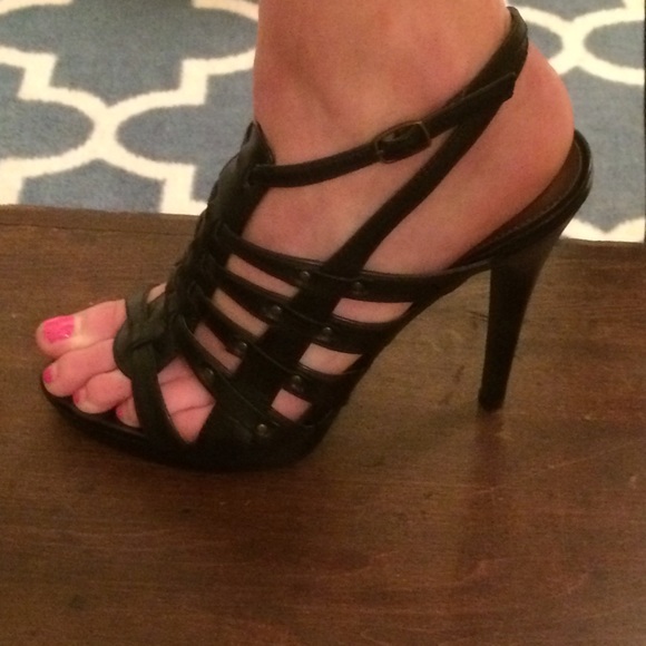 Preview Intnl Sz 7.5 Gladiator/Cage Strappy Heel - Picture 4 of 4