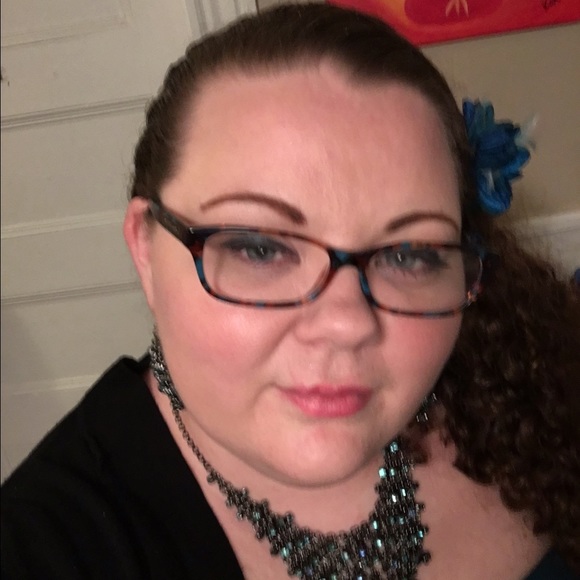 Meet your Posher, Kathryn - Picture 4 of 4