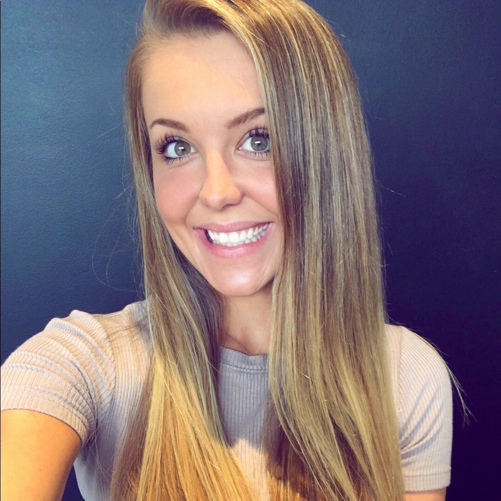 Meet your Posher, Julie