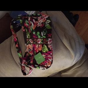 Very Bradley shoulder purse brand new