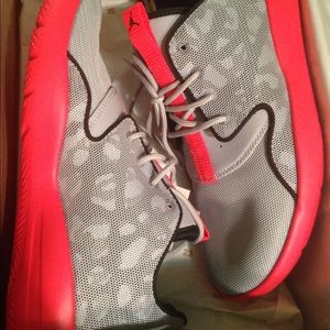 🏀JORDAN ECLIPSES🏀 (YOUTH 5.5)