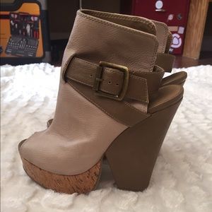 Brown/Tan Leather Booties With Buckle