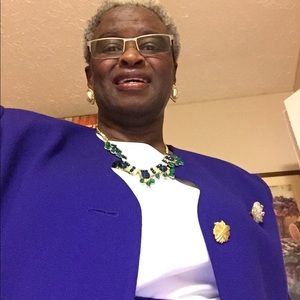 Meet your Posher, Ernestine