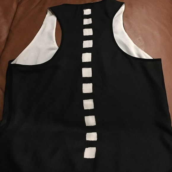 HOLIDAY SALE‼️Naked Zebra tanktop Size Small - Picture 2 of 2