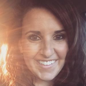 Meet your Posher, Whitney