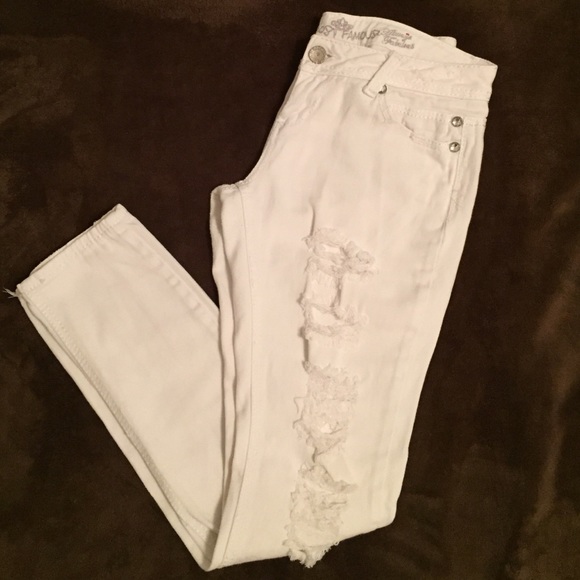 White skinny jeans