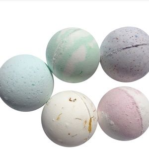 Bath bombs