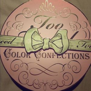 Too Faces Confections Pallette