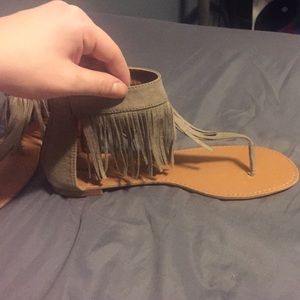 Fringe sandals