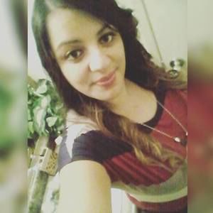 Meet your Posher, Roxana