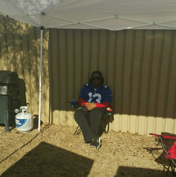 Meet your Posher, Yolie