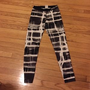 Nike pro tights lightly used great condition