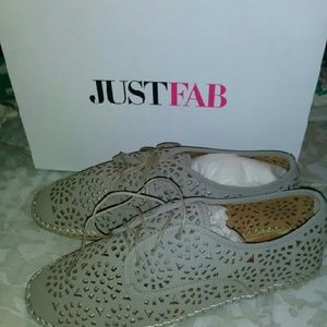 Justfab grey shoe new