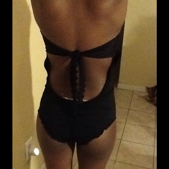 Bathing suit