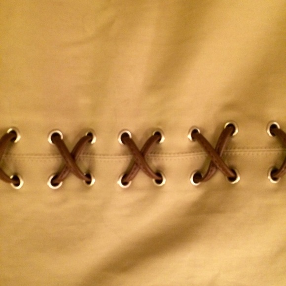 MICHAEL Michael Kors Size 2 Tan Pencil Skirt - Picture 4 of 4