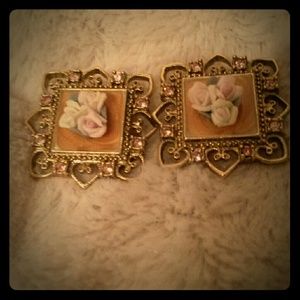 Clip vintage earrings amazing