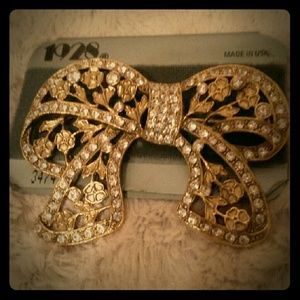 Bow broach